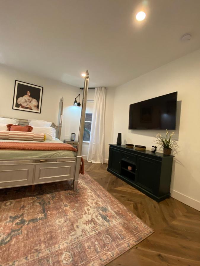 Newly Renovated Victorian Gem Perfect Space For Family Vacations! 匹兹堡 外观 照片